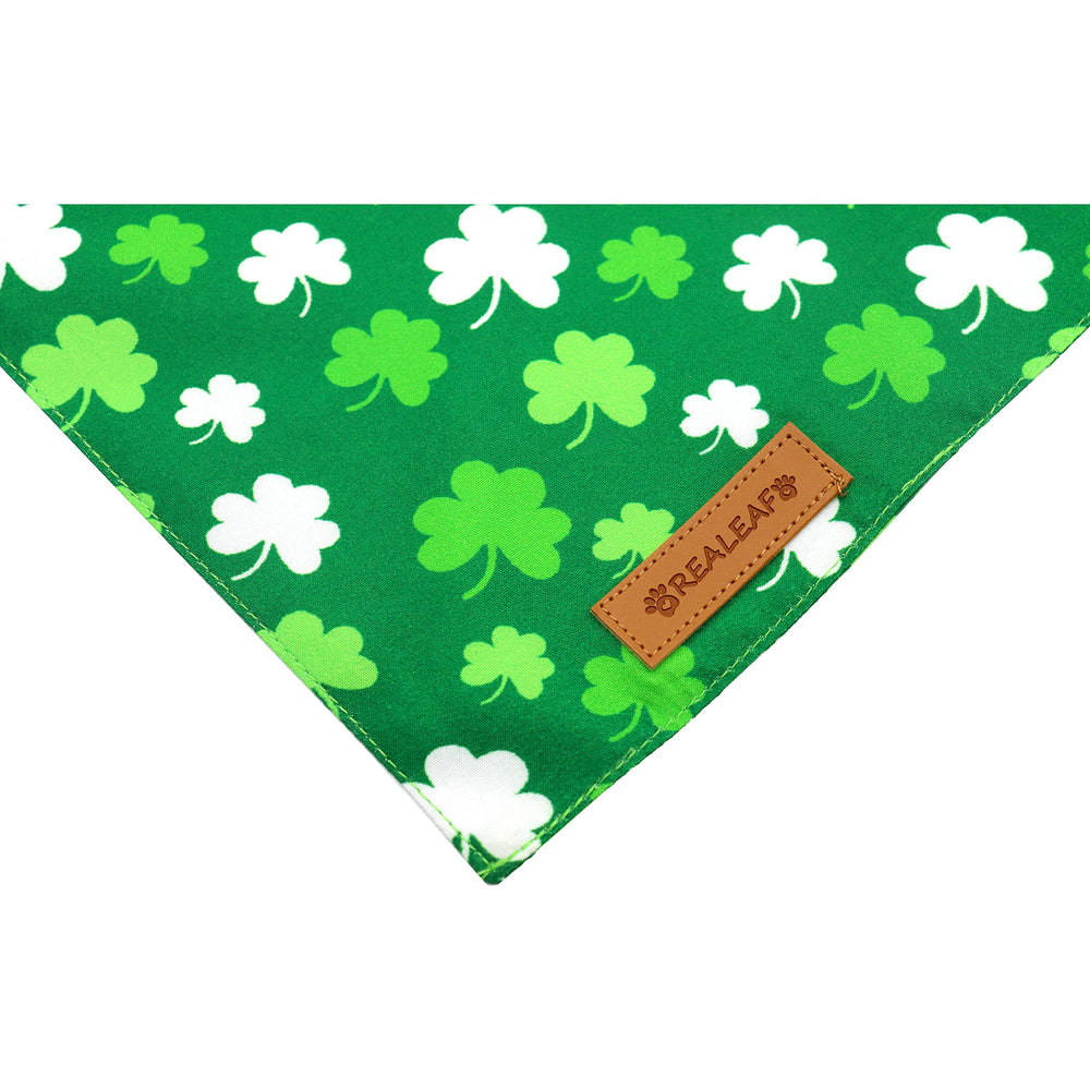 Realeaf bandana petit chien taille petite Saint-Patrick, ajustement confortable.