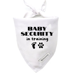 Bandana Realeaf double couche sur chien moyen à grand, résistance et durabilité.