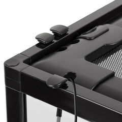 Base profonde et étanche du terrarium REPTI ZOO capable de contenir l'eau