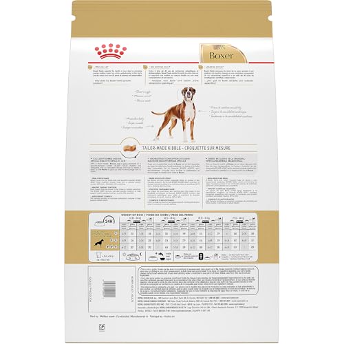 Gros plan sur les croquettes ondulées ROYAL CANIN Boxer Adulte