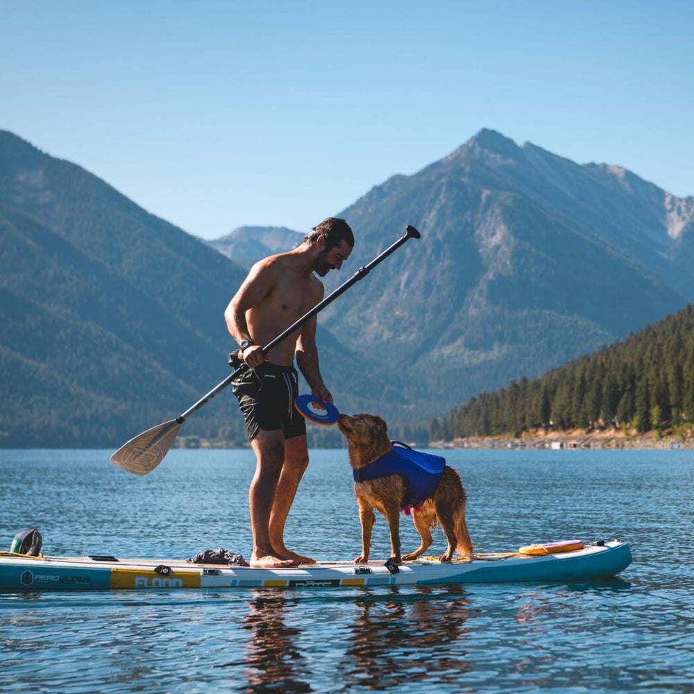 Ruffwear disque-volant solide, résistant à l’abrasion et rebondit après les sessions humides.