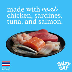 Salty Cat Capitaine Dîner Pâté: gros plan sur ingrédients poulet et sardine, riches en protéines.