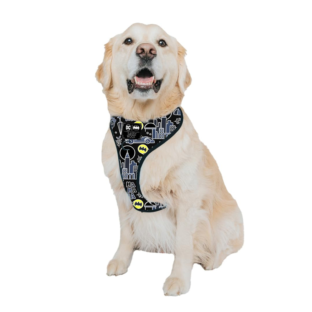 Harnais Sassy Woof Batman XL avec dos et anneaux en D pour plus de sécurité.