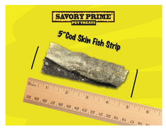 Savory Prime tranches peau morue utilisées comme friandise pour chiens.
