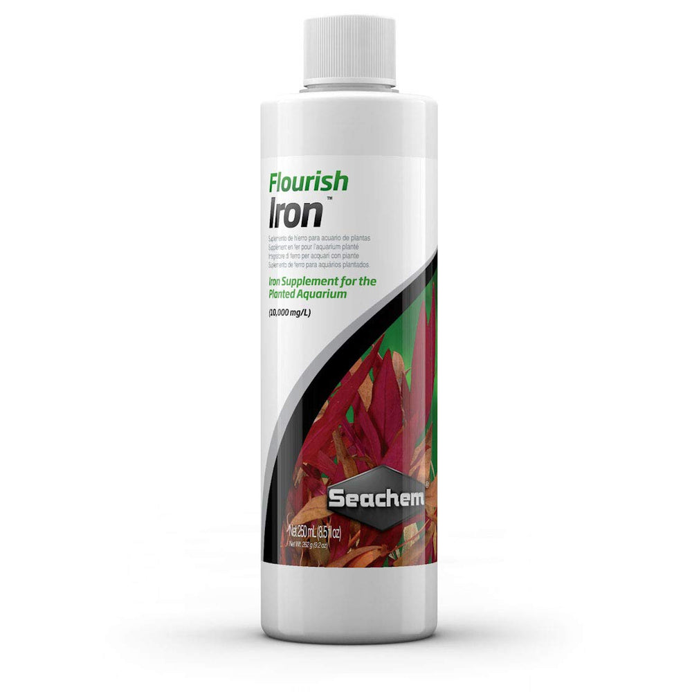Flacon Flourish Iron de Seachem prêt pour nourrir les plantes aquatiques.