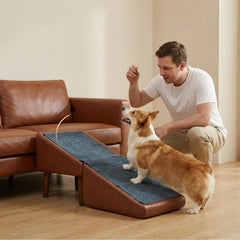 Rampe SELURIDA pour chiens et chats en position ouverte, accès facile pour votre animal.