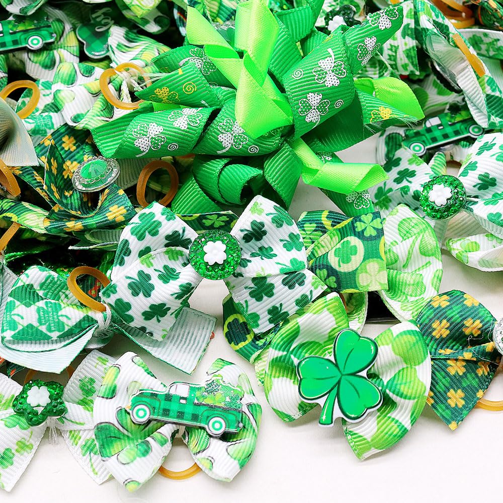 Accessoires Saint-Patrick Senniea pour chat, idéal pour les looks partagés.