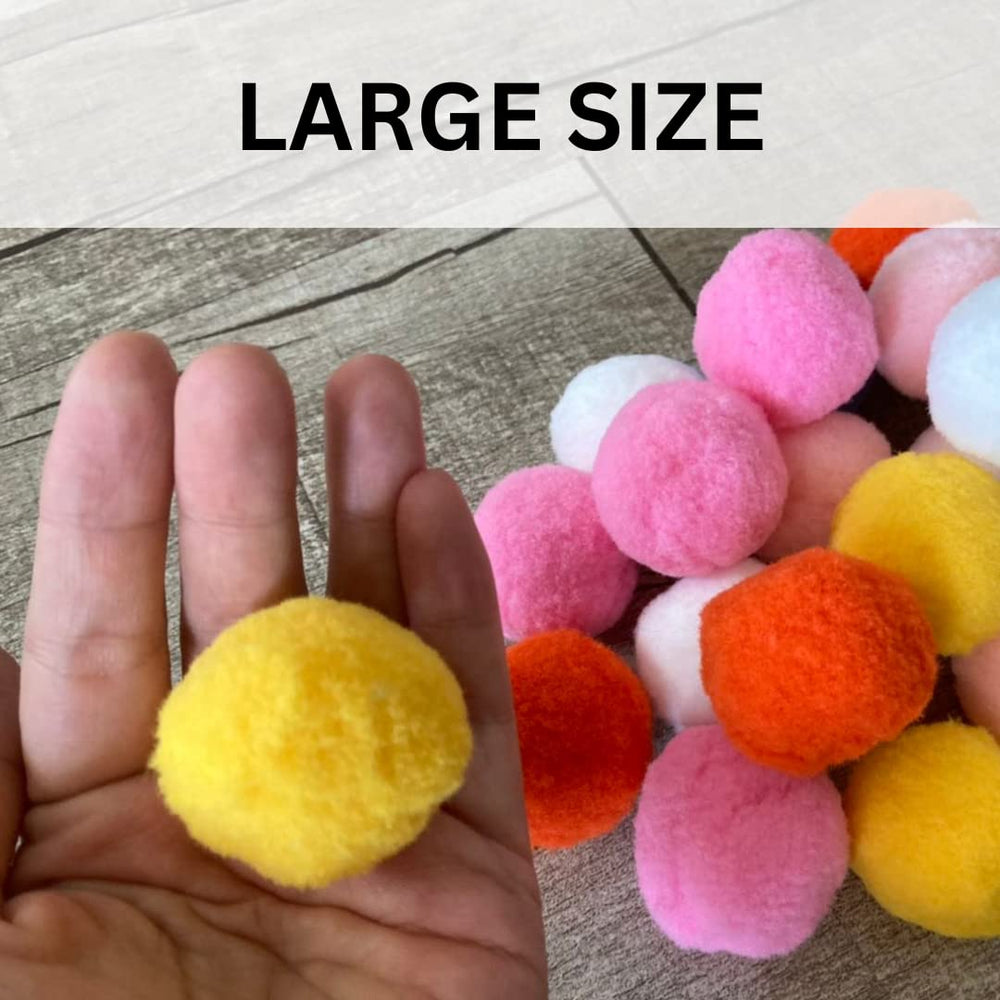 Les boules pompon Shizhoo interactives stimulent l'activité et la curiosité du chat.
