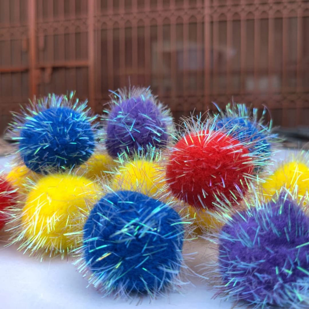 Ensemble de 10 pompons Shizhoo colorés, sûrs pour chats et chatons.