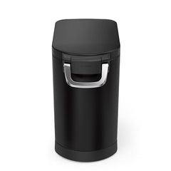 simplehuman conteneur, couvercle fermé et joint en silicone pour préserver la fraîcheur