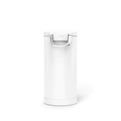 Cuillère doseuse magnétique sous le couvercle du simplehuman pratique pour doser sans effort.