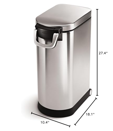 Finition résistante aux traces sur le conteneur Simplehuman pour une apparence nette.
