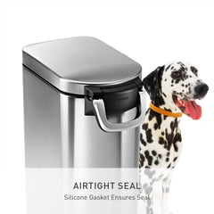Joint en silicone étanche du Simplehuman assurant la fraîcheur des aliments.