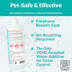Chien buvant l'eau après ajout de SKOUT'S HONOR Fresher Breath.