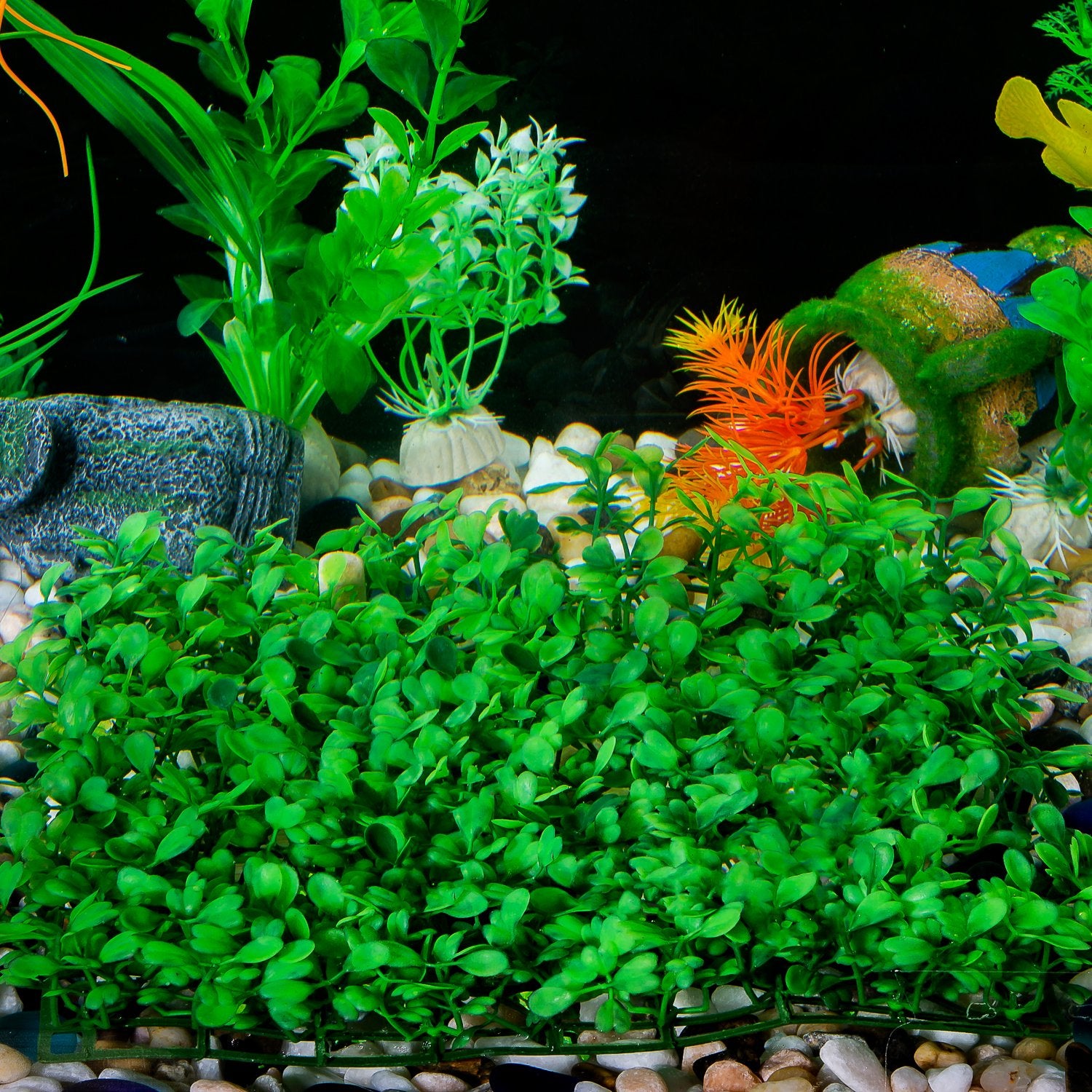 SLSON refuge pour poissons – gazon artificiel crée un abri tranquille.