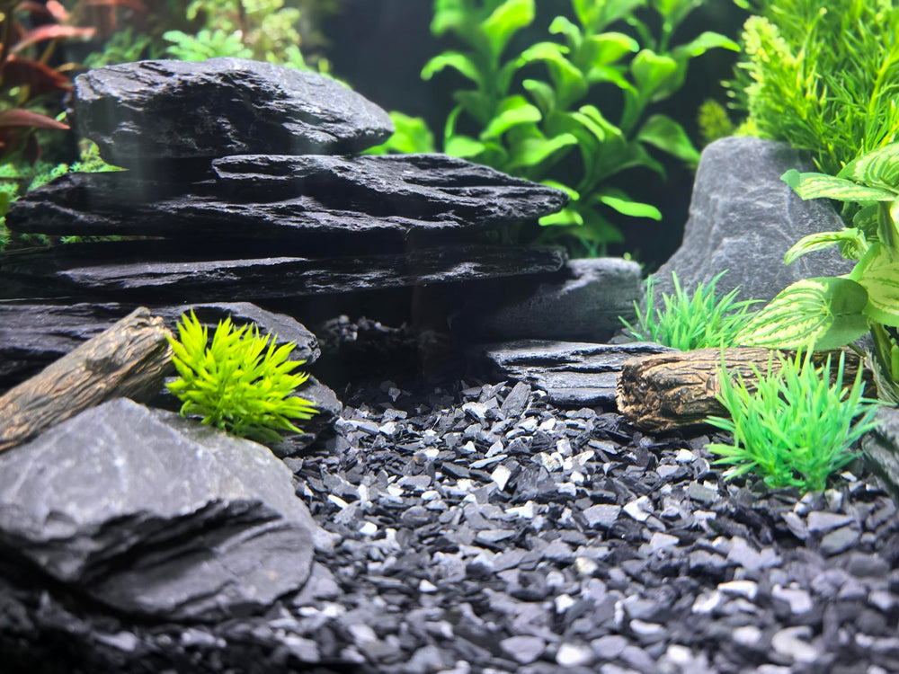Small World Slate & Stone aquascaping-eau-douce-ardoise, idéal pour aquariums et paysages aquatiques.