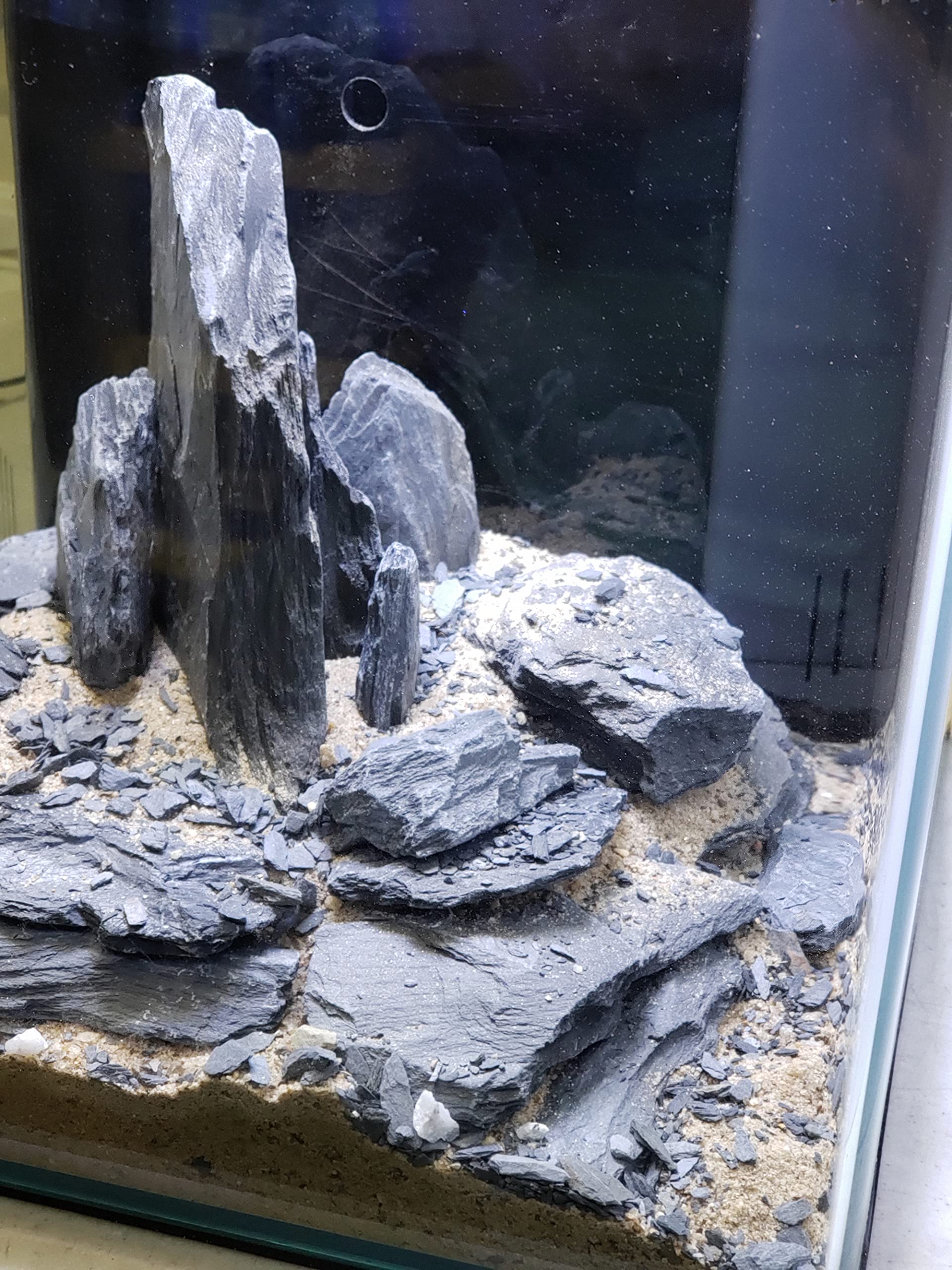 Small World Slate & Stone – veines de quartz naturelles apportant du caractère