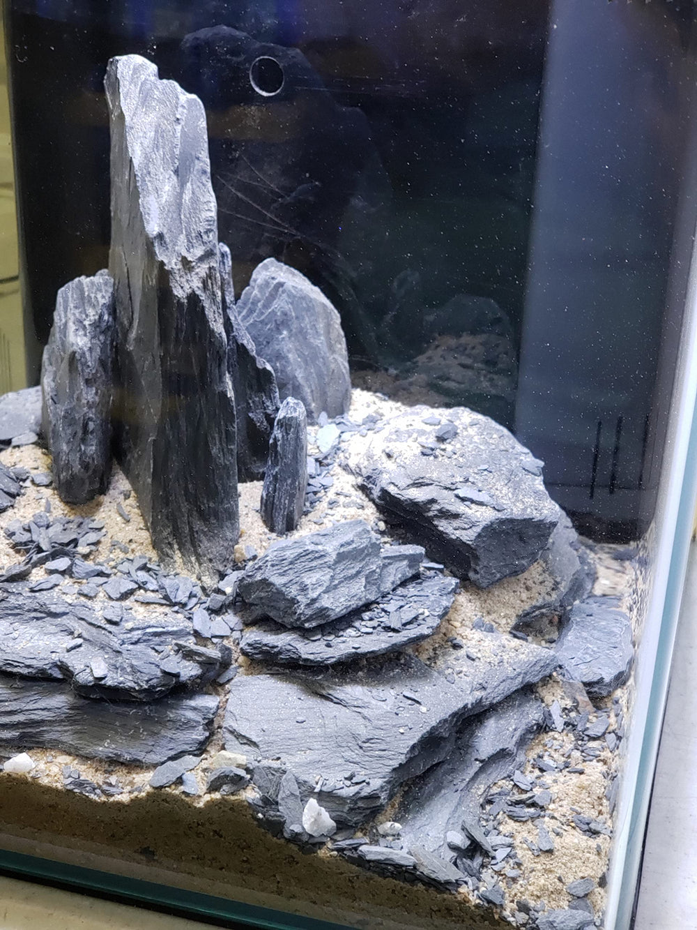 Small World Slate & Stone – veines de quartz naturelles apportant du caractère