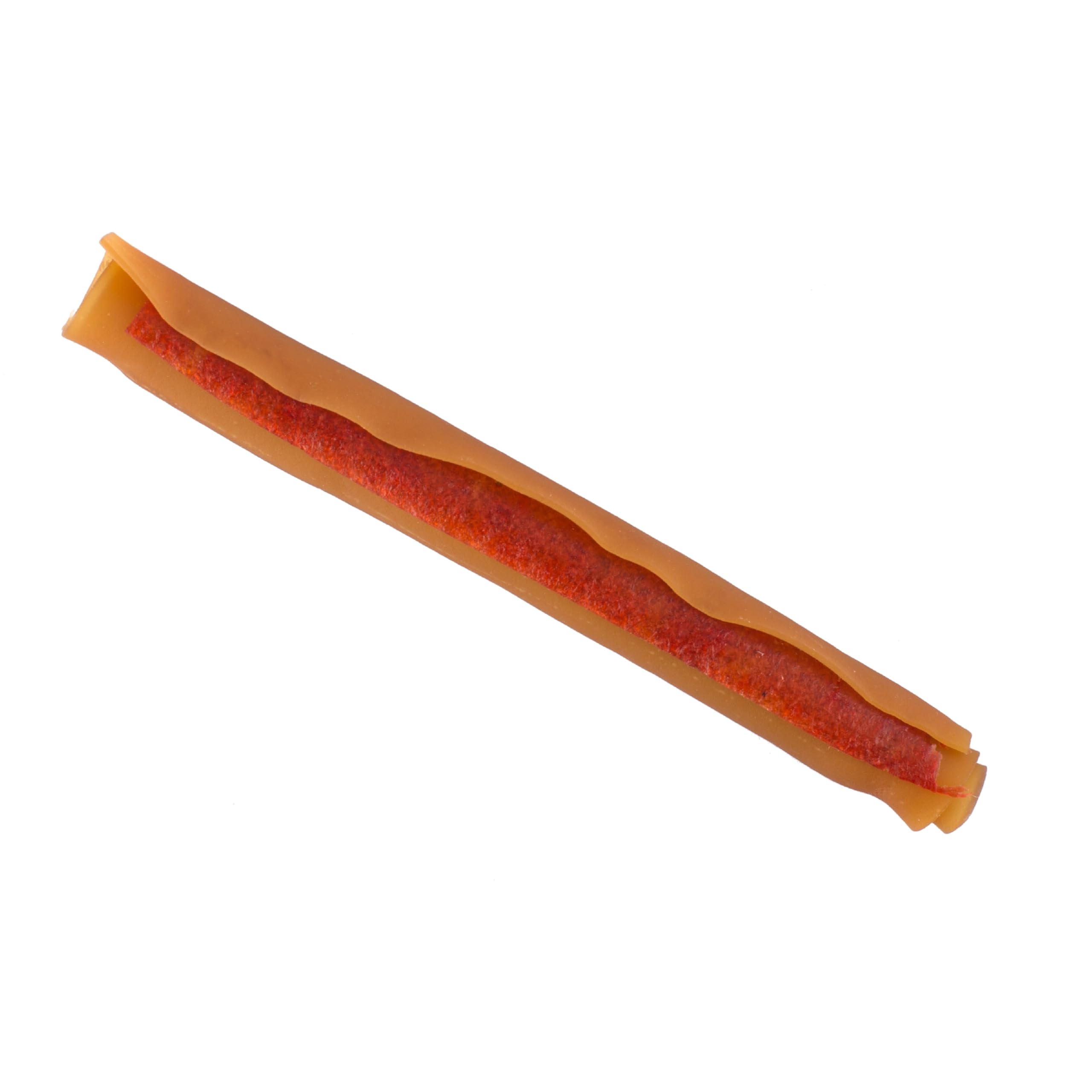 Chien en action mâchant un SmartSticks avec plaisir.