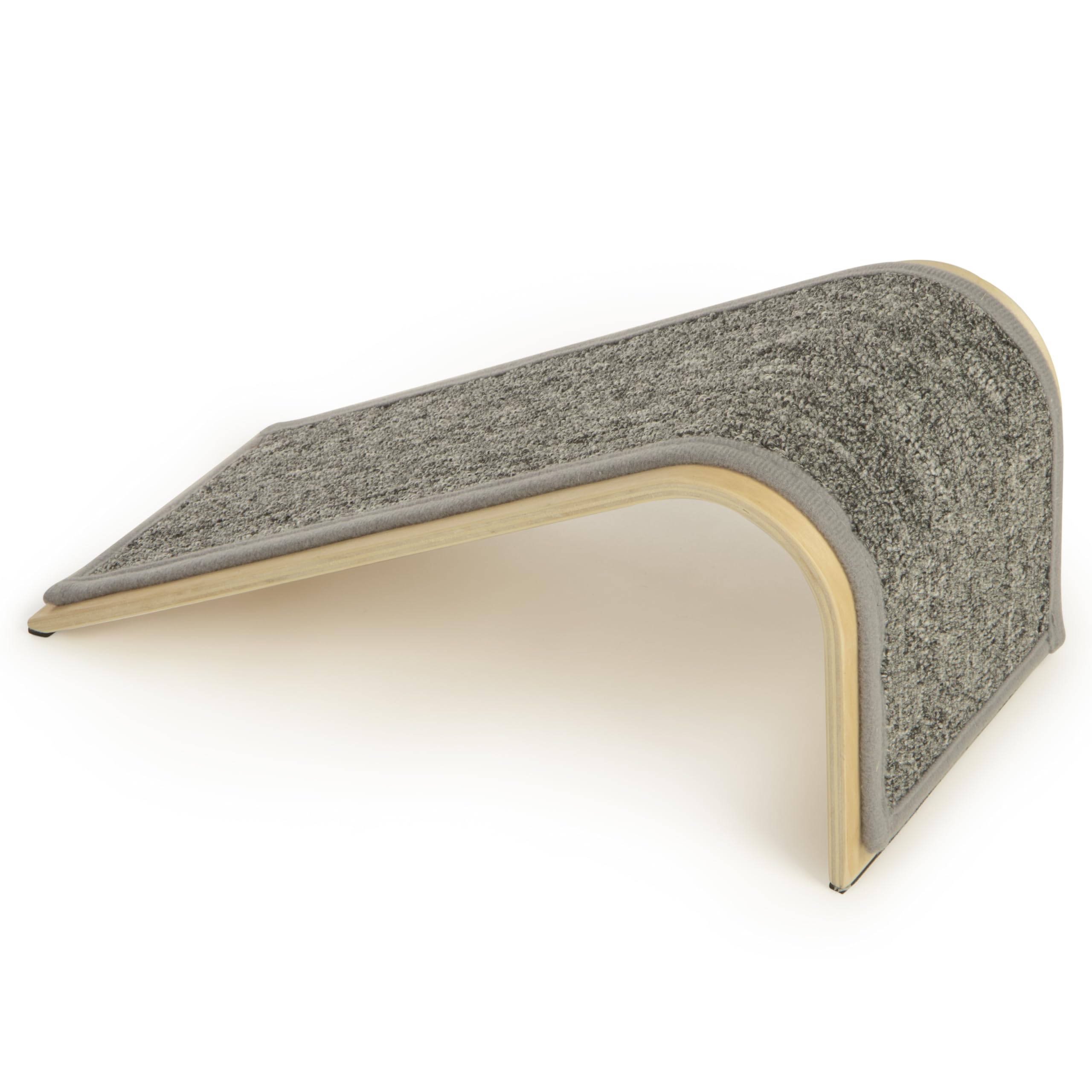Structure en bois solide SmartyKat offrant stabilité pour grimper et descendre.