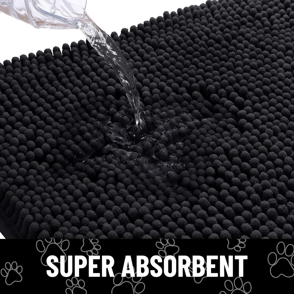 Profil bas du tapis Smiry pour passer facilement sous les portes.