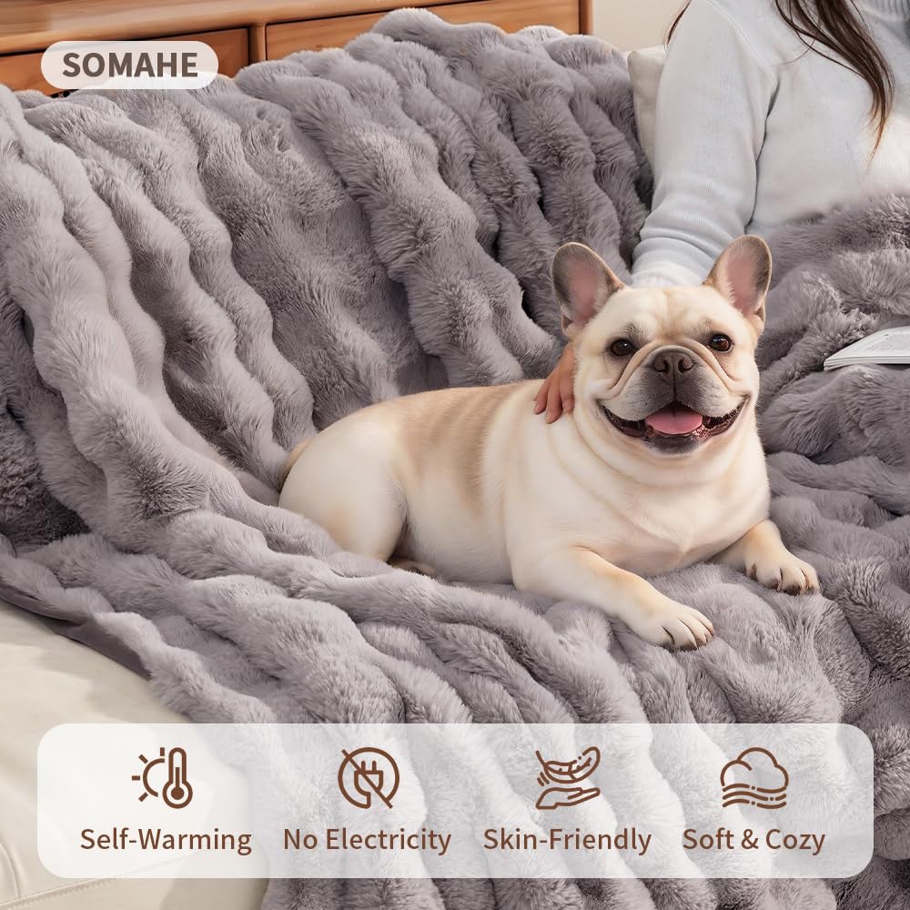 SOMAHE: protection de siège voiture avec surface anti-dérapante.