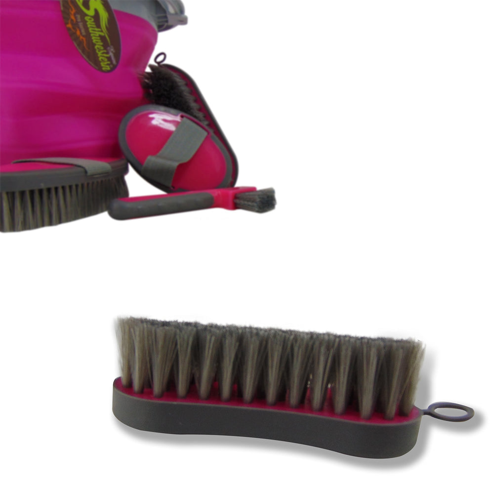 Kit de toilettage pliable Southwestern Equine rose, tout-en-un pratique.