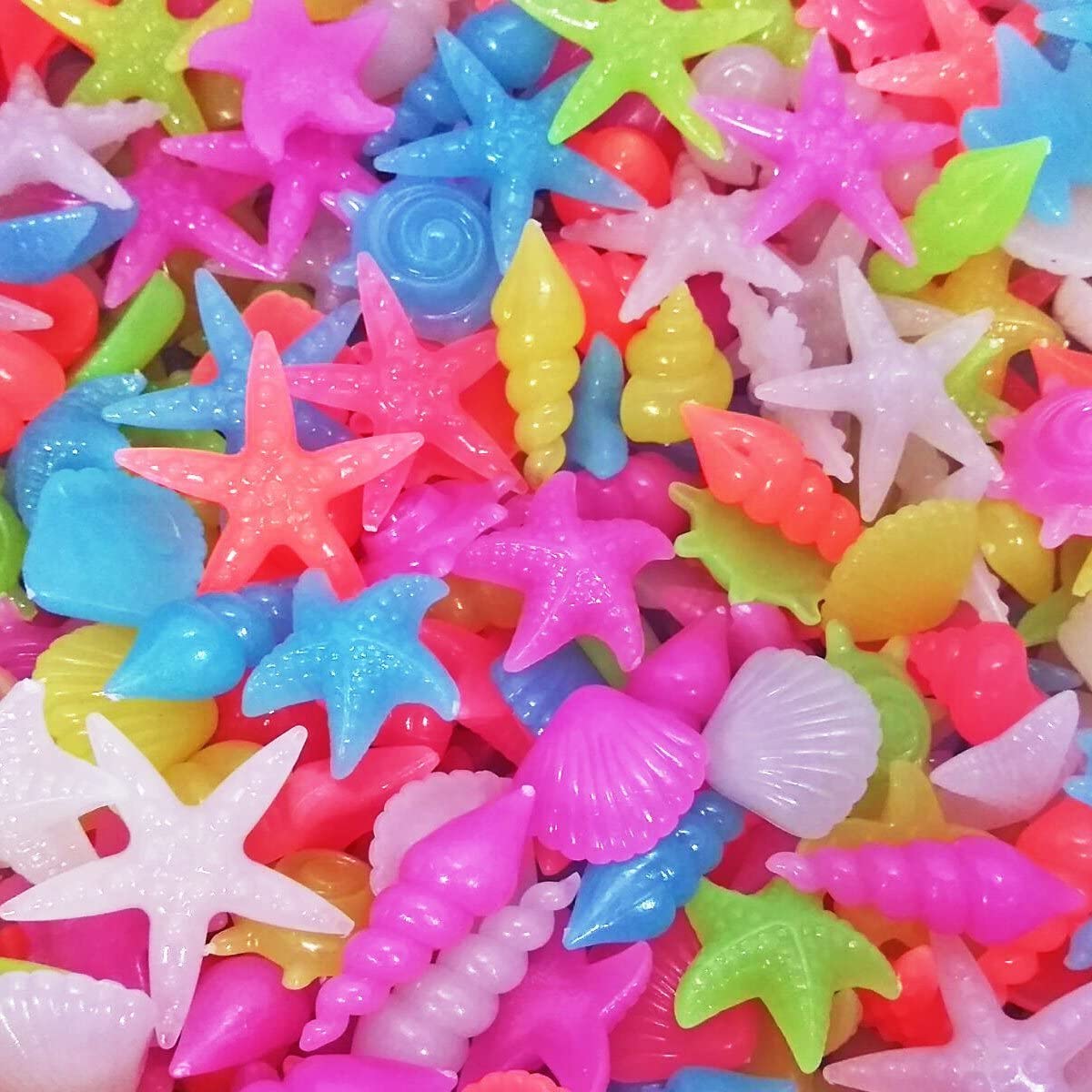 Galet d'aquarium SpringSmart en forme de conque, couleurs vives pour un décor vivant.