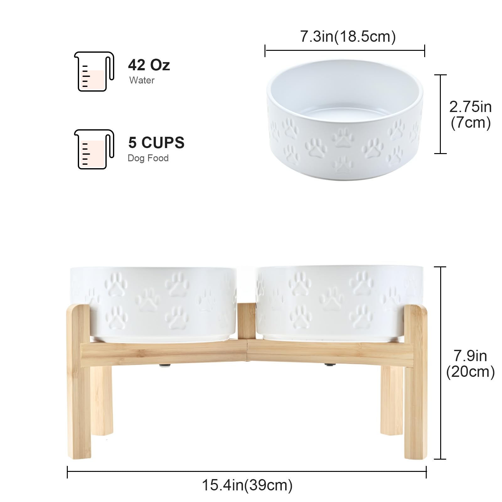 Support en bambou élevé SPUNKYJUNKY pour une posture naturelle pendant le repas.