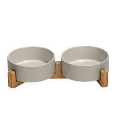 Bol SPUNKYJUNKY en céramique pour chat et petit chien sur support en bois.