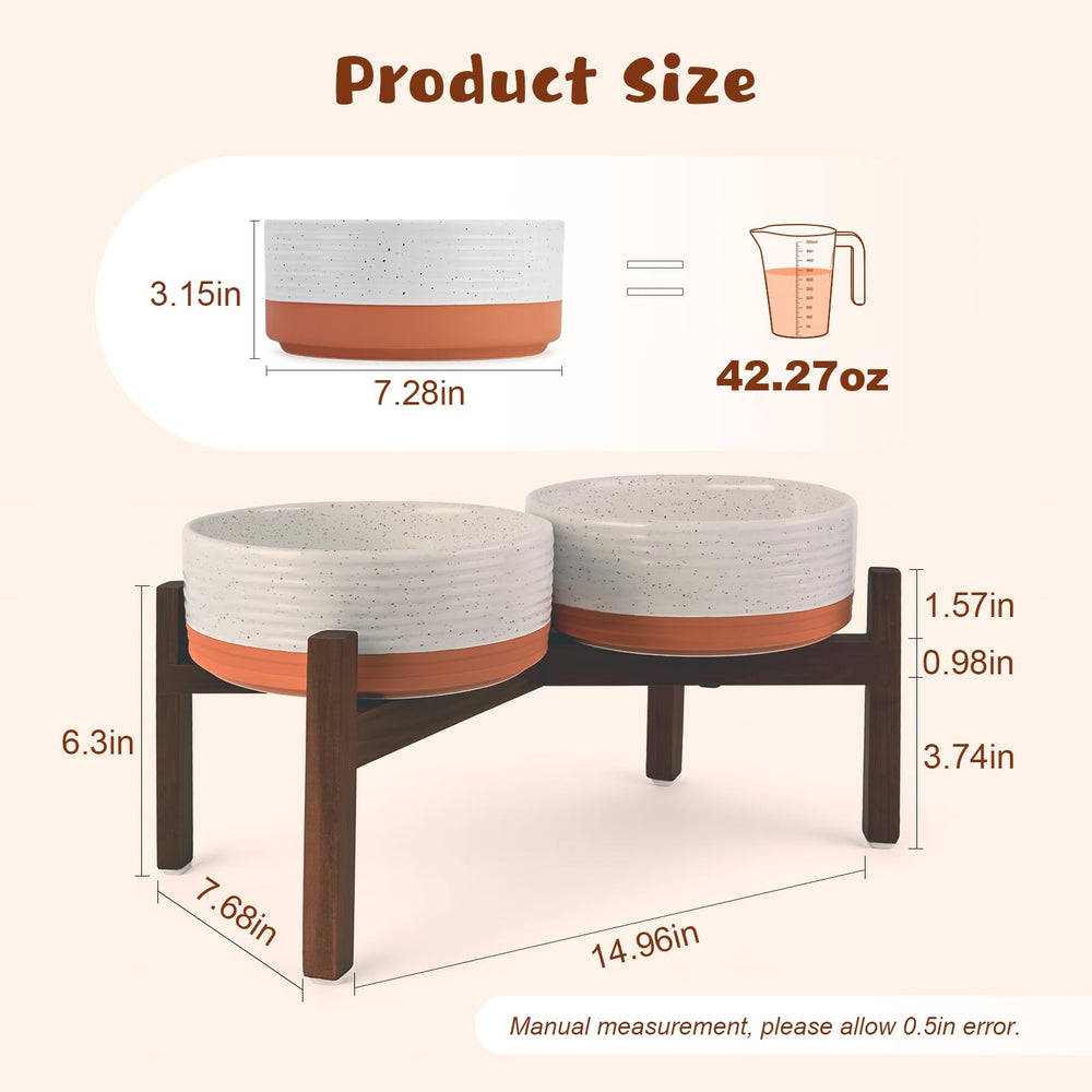 SPUNKYJUNKY support-bois-acacia, socle robuste assurant stabilité pendant le repas.