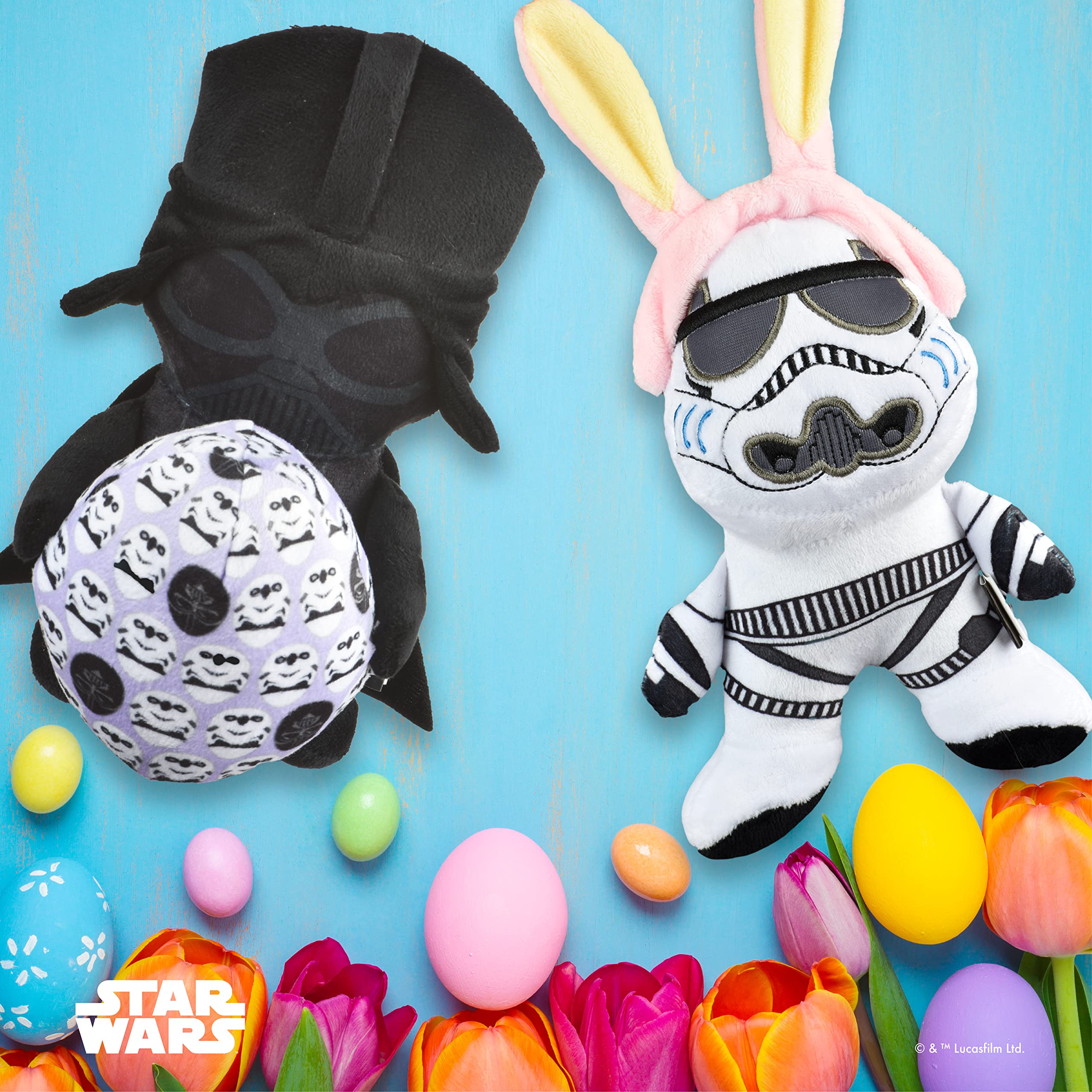 Darth Vader peluche STAR WARS tenant un œuf de Pâques, jouet ludique