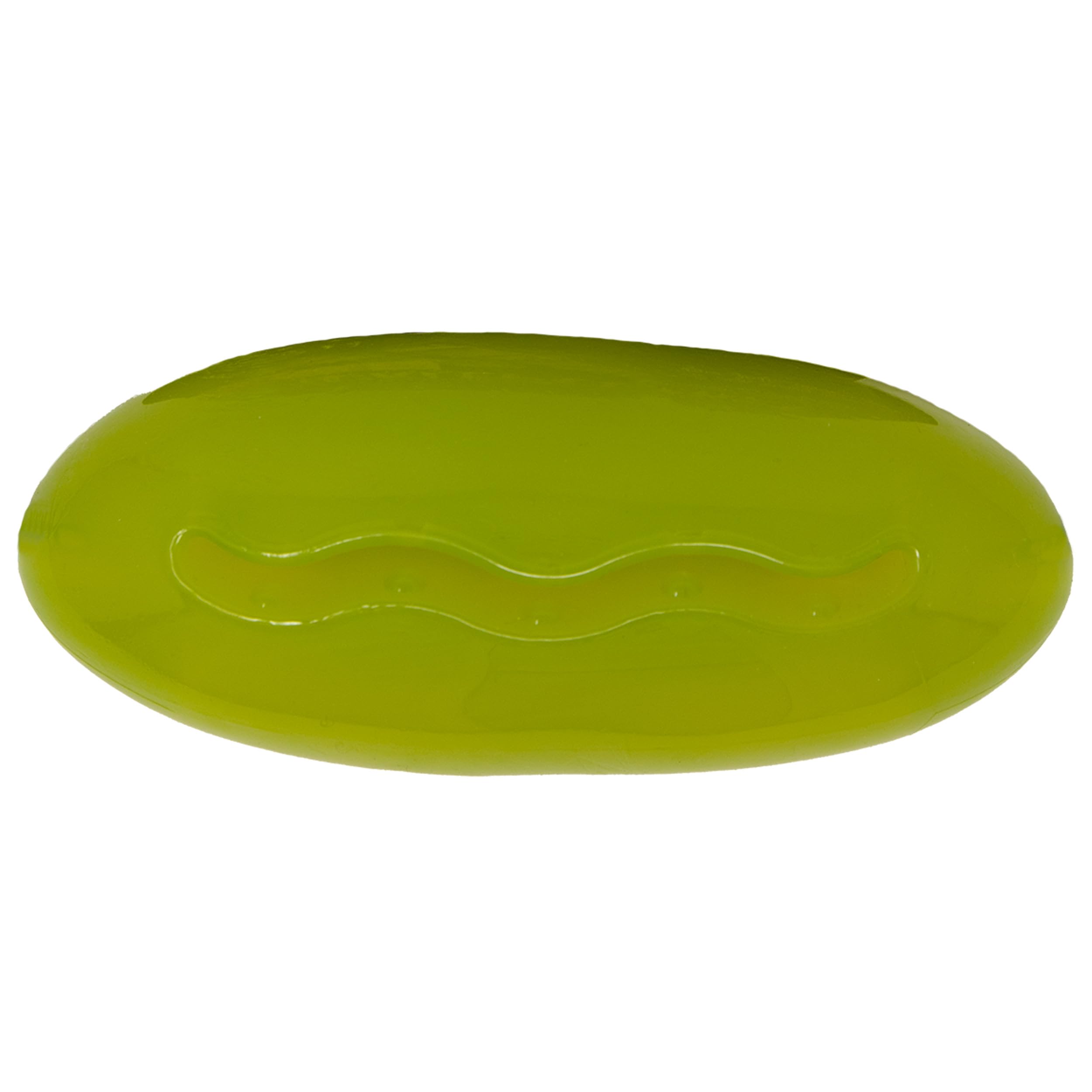 Starmark Pickle Pocket, vue frontale du jouet-dispenser de friandises, idéal pour l'entraînement.