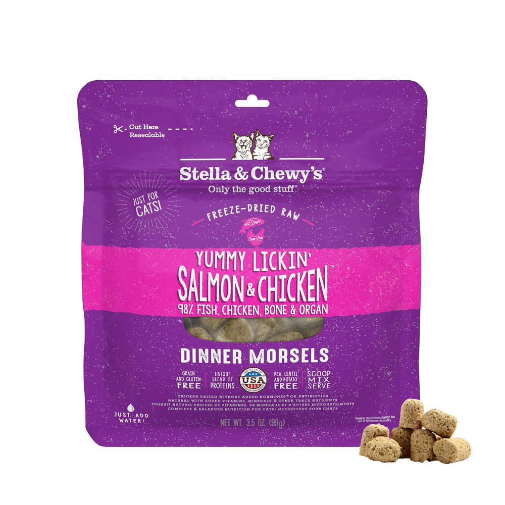 Stella & Chewy's morsels saumon-poulet séchés, friandise protéinée pour chats.
