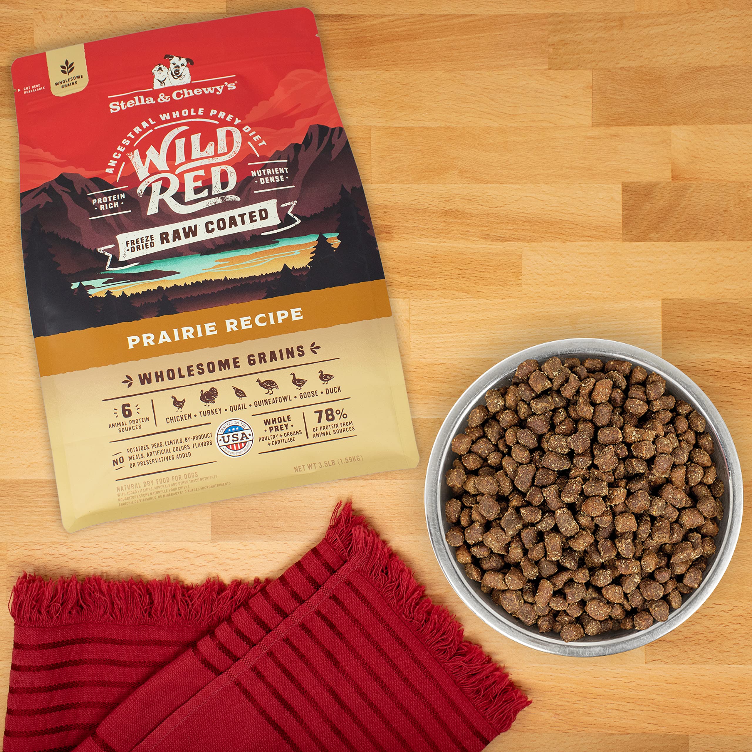 Grains complets Stella & Chewy's Wild Red (orge et avoine) pour digestion facile.