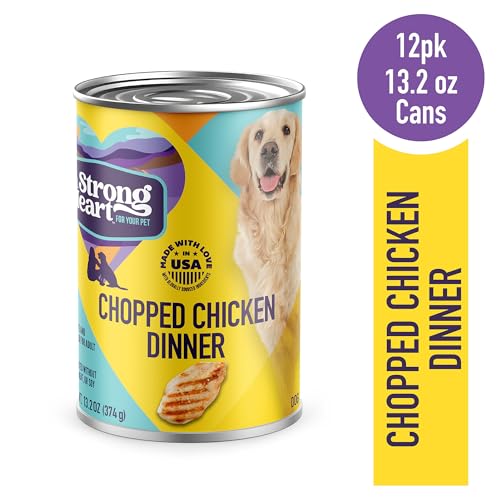 Strongheart boîte ouverte montre morceaux de poulet haché et texture agréable.
