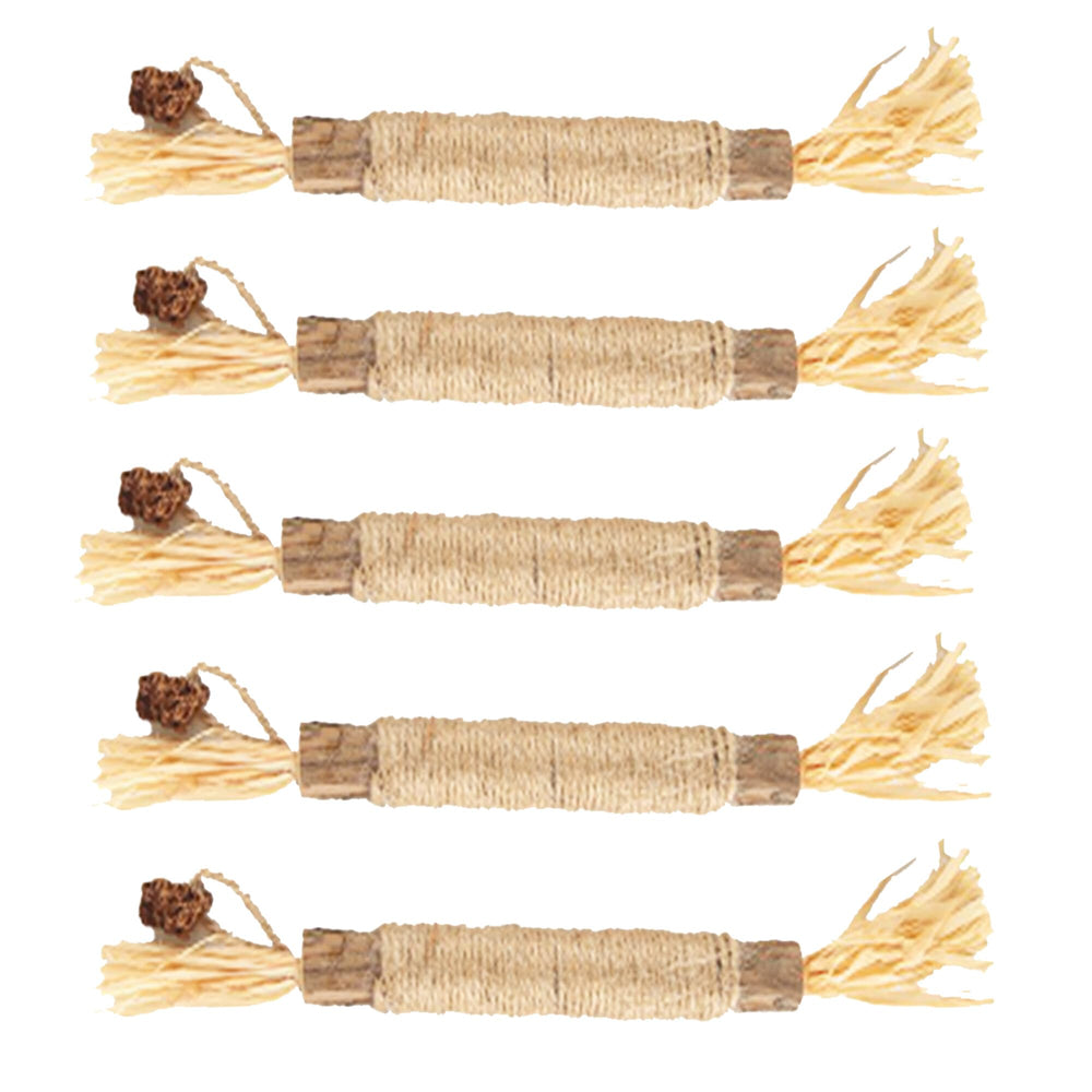 SunGrow batons Silvervine-fruit gall pour chats: texture croquante et moment ludique.