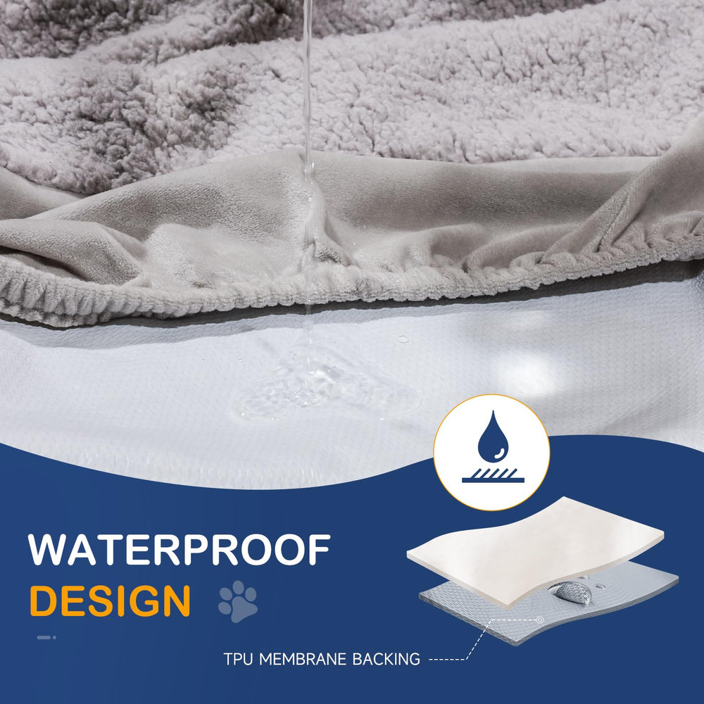 Housse Sunsleek avec élastique et bande arrière, ajuste facilement sur lits standards.