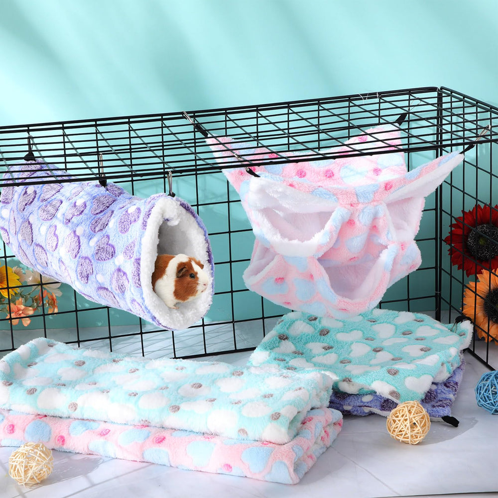 Ensemble accessoires cage Sweetude, six pièces compactes pour varier les endroits.