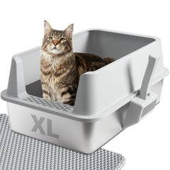 Boîte litière TATAANTY en inox avec couvercle et rebords pour réduire les éclaboussures.
