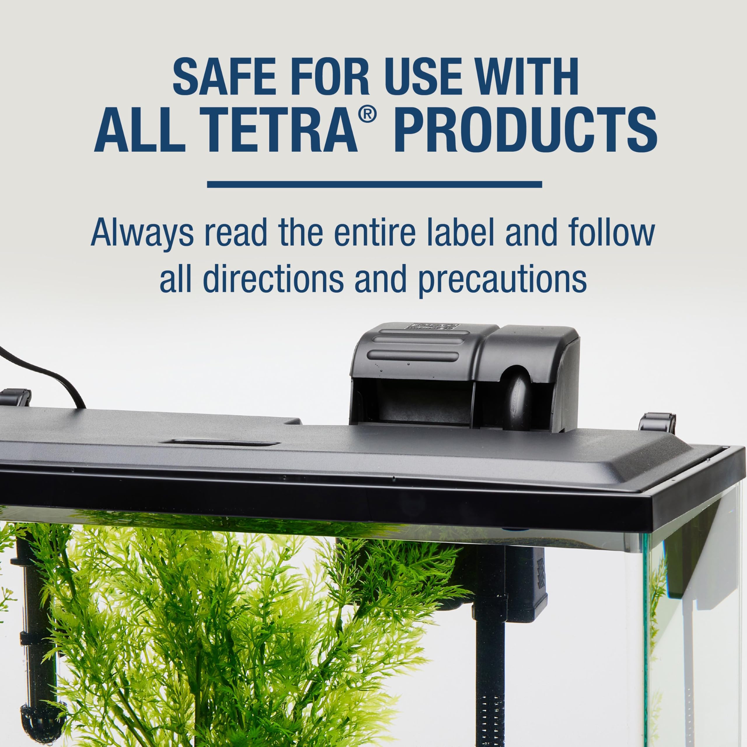 Tetra Sel d'Aquarium: ajout progressif dans l'aquarium pour stabilité.