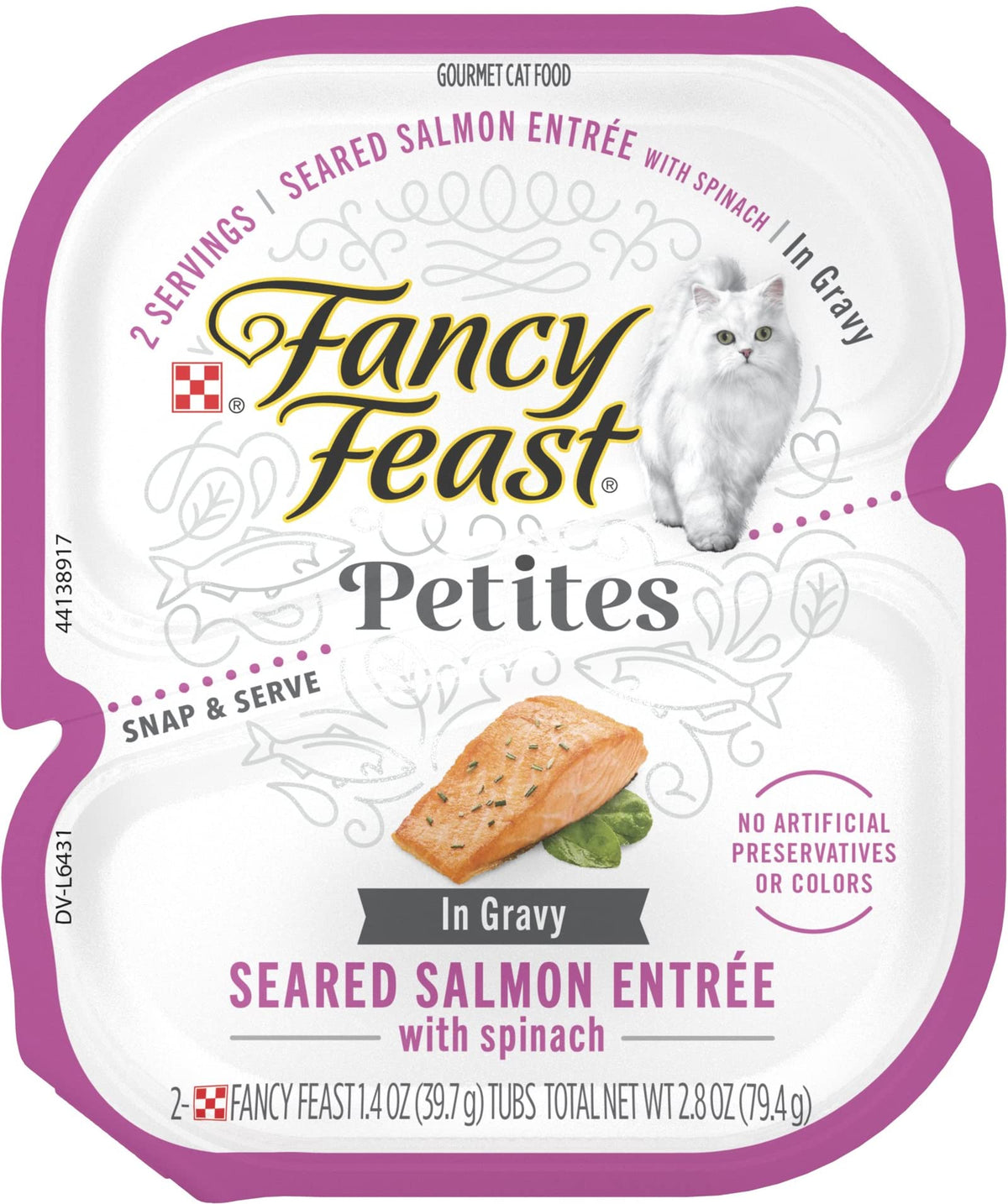 The Drayce Place Fancy Feast saumon poêlé en sauce sur plateau, hydratation pratique.