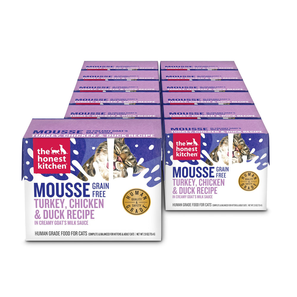 The Honest Kitchen mousse-lait-chevre, texture crémeuse appréciée par les chats.