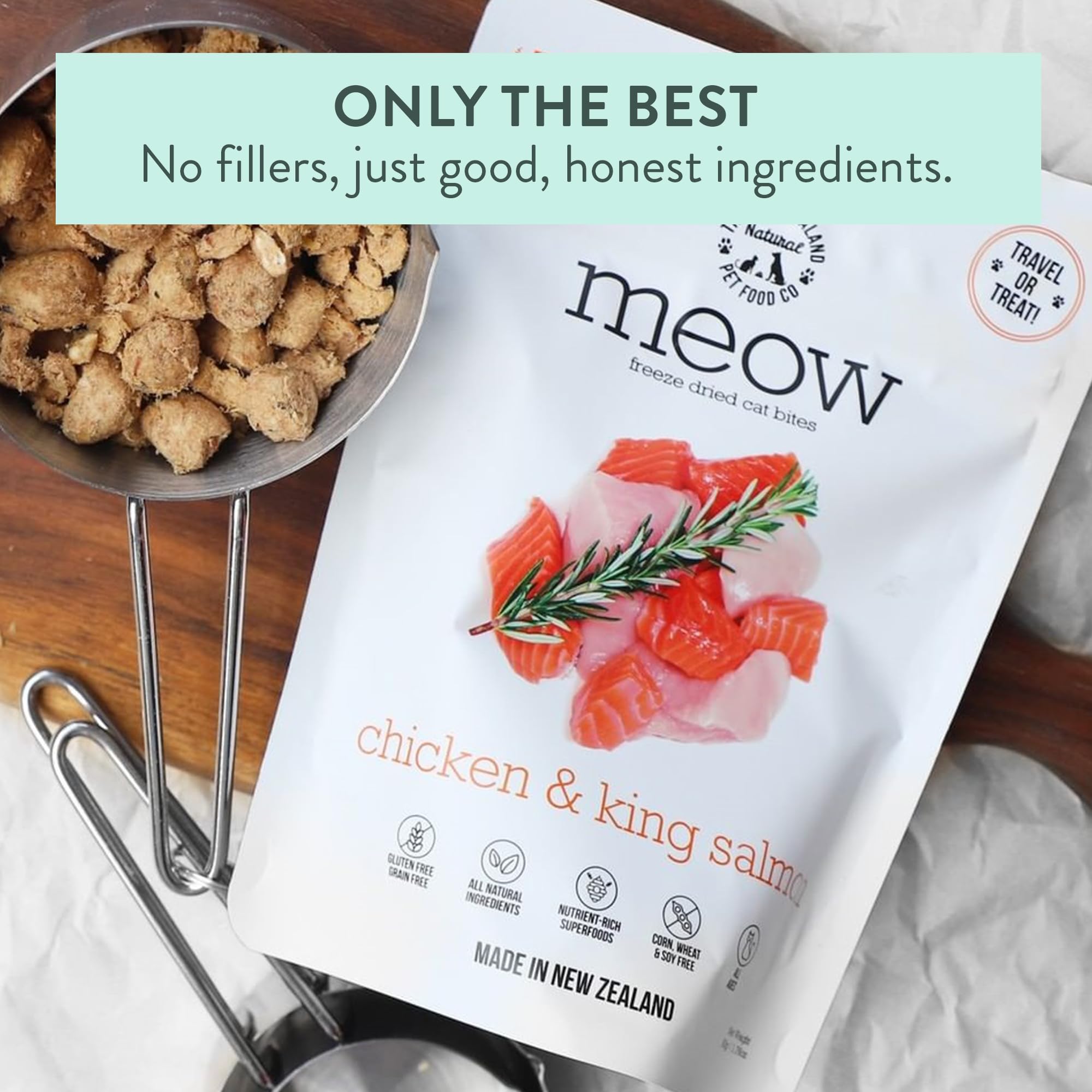 The New Zealand Natural Pet Food Co Meow — panse d’agneau verte, enzymes digestives et probiotiques.