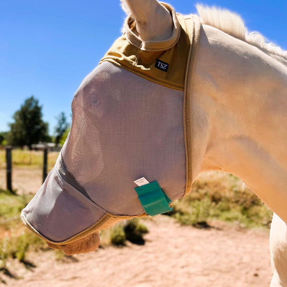The Sunny Zebra masque cheval protection UV 70uv pour le visage du cheval.