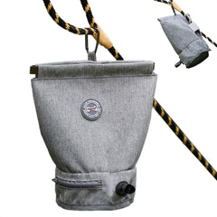 Porte-sacs TIGOADT, vue d’ensemble pratique pour les promenades avec chien et sacs.