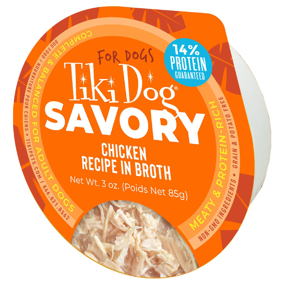 Tiki Dog Meaty en boîte poulet dans bouillon, repas humide protéiné.