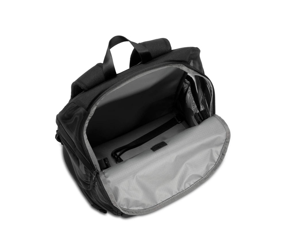 Timbuk2 Muttmover Luxe: poches externes utiles pour tablette, clés et snacks.