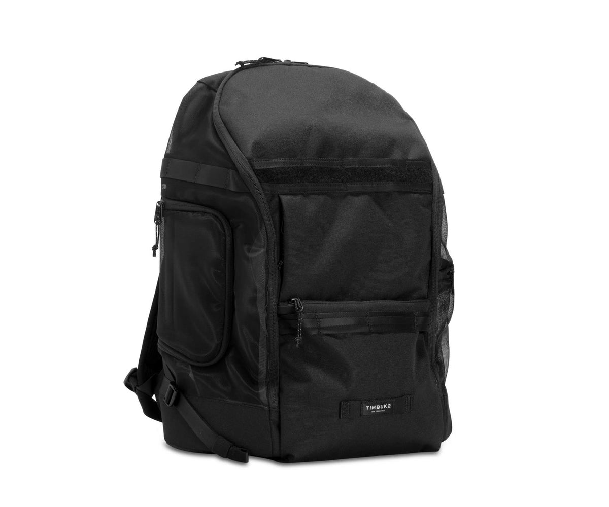 Timbuk2 Muttmover Luxe: sac a dos chien noir, pratique jusqu'à 20 lb pour vos trajets.