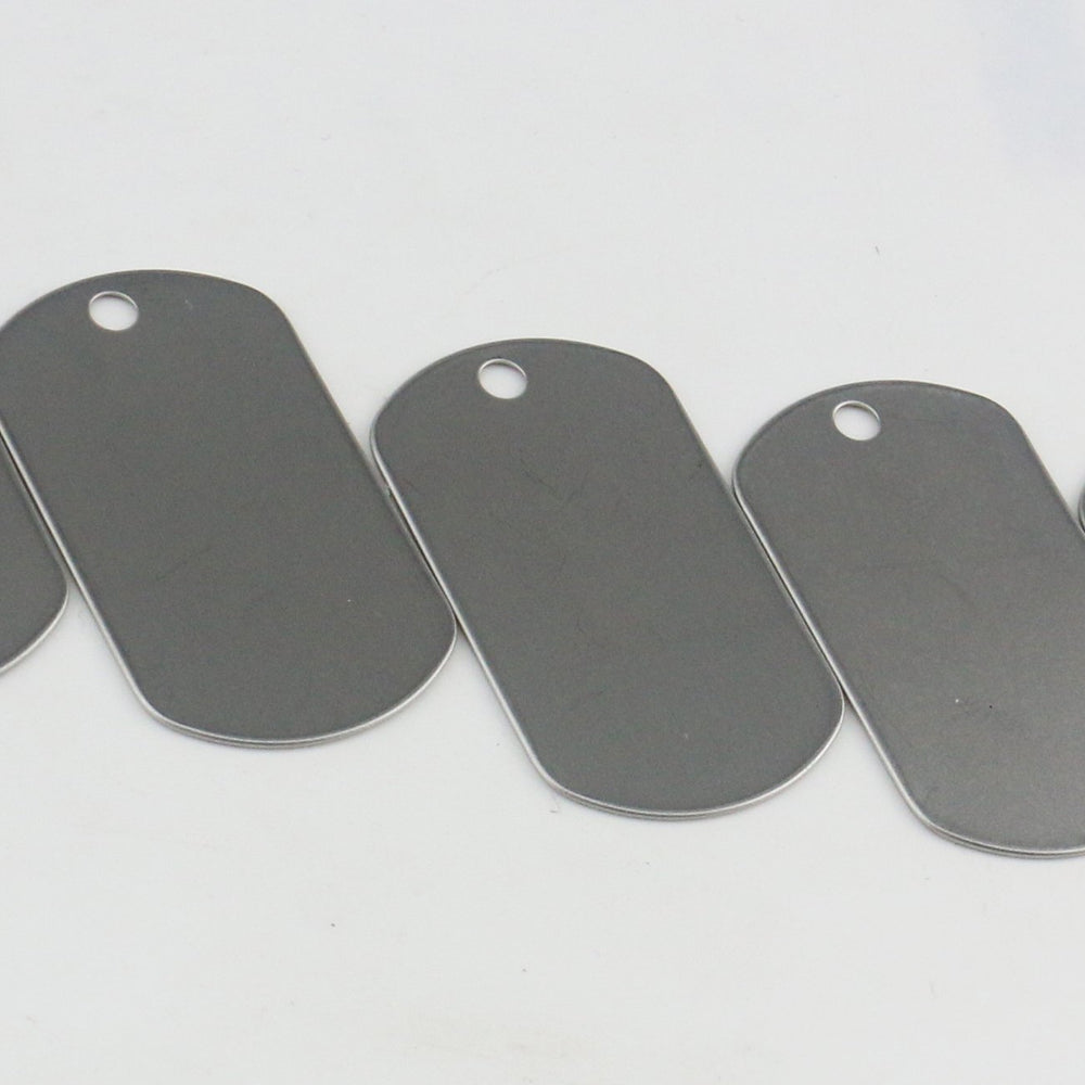 Étiquette personnalisable chien inox par Tinsow, idéal pour bricolage.